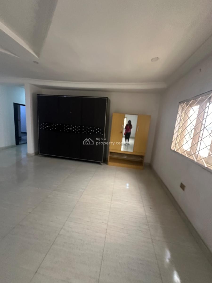 Excellent Spacious 6 Bedroom Duplex with Pool  Standalone, Asokoro District, Abuja, Detached Duplex for Rent