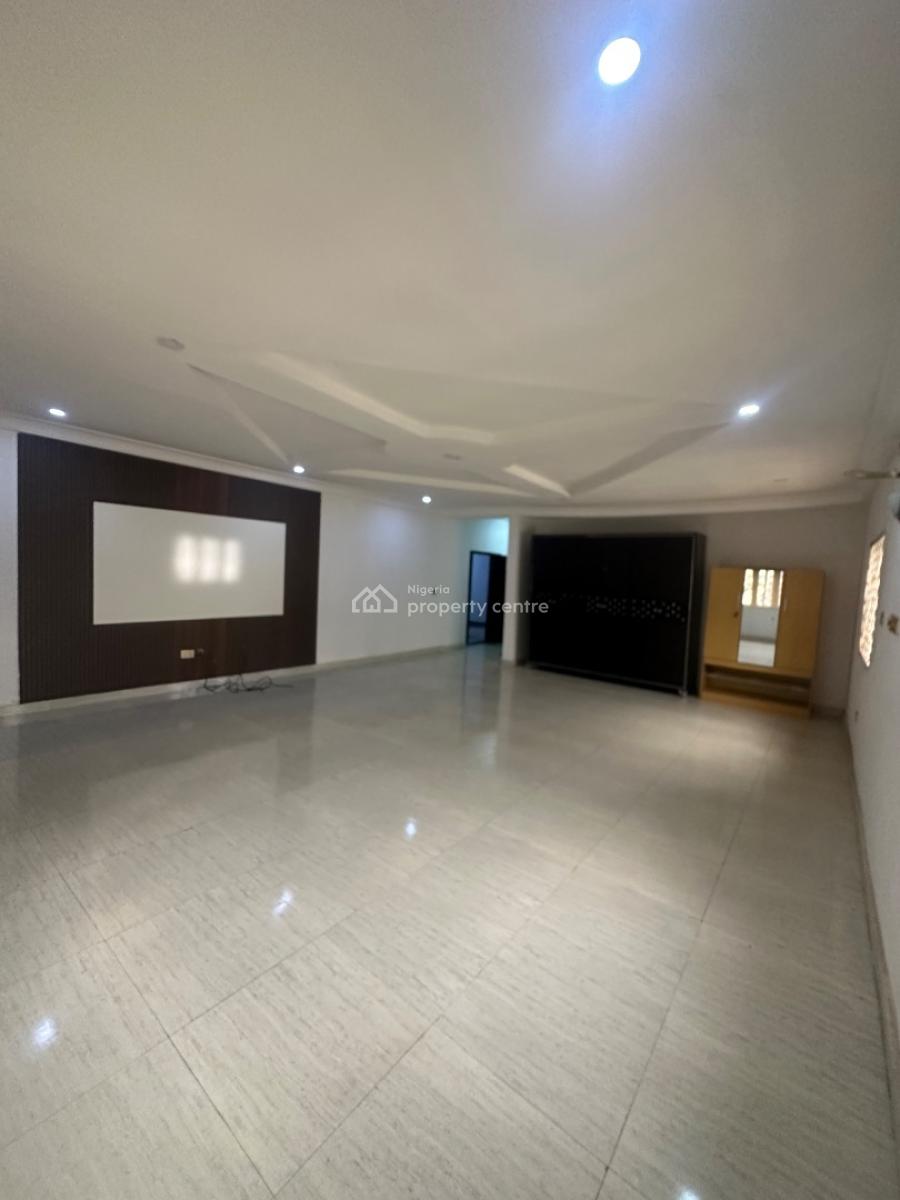 Excellent Spacious 6 Bedroom Duplex with Pool  Standalone, Asokoro District, Abuja, Detached Duplex for Rent