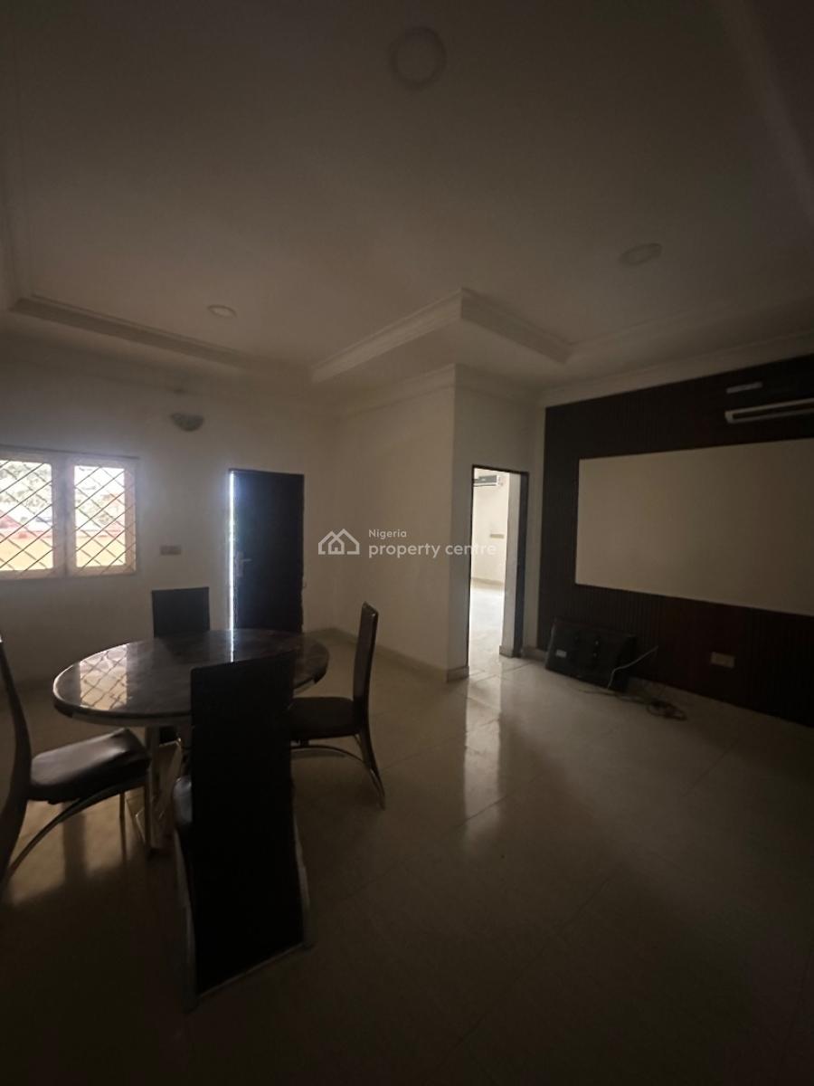 Excellent Spacious 6 Bedroom Duplex with Pool  Standalone, Asokoro District, Abuja, Detached Duplex for Rent