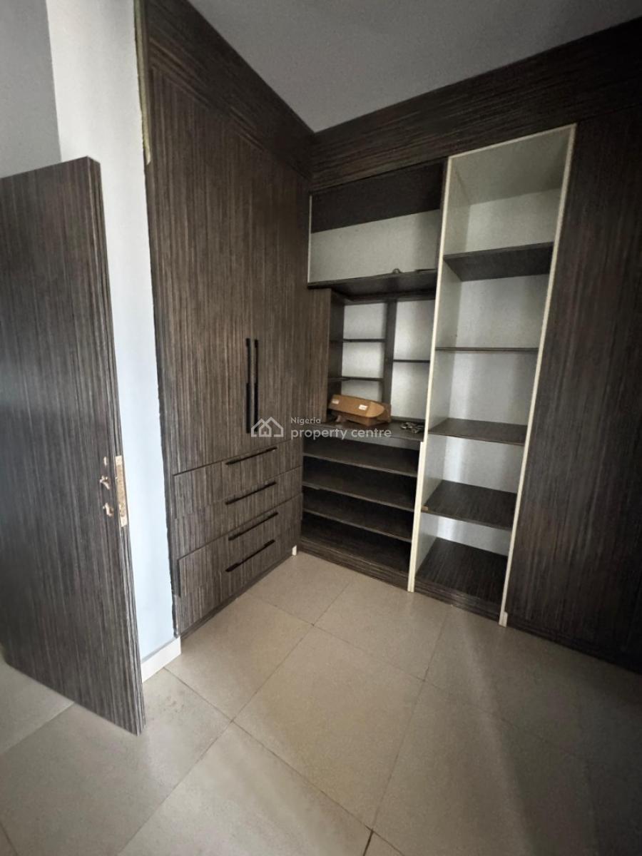 a 3 Bedroom Flat with Bq, Elevator & Swimming Pool, Nice Location at Maitama, Maitama District, Abuja, Flat / Apartment for Rent