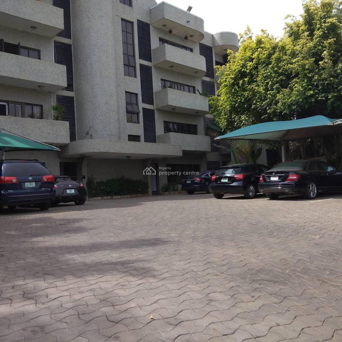 a 3 Bedroom Flat with Bq, Elevator & Swimming Pool, Nice Location at Maitama, Maitama District, Abuja, Flat / Apartment for Rent