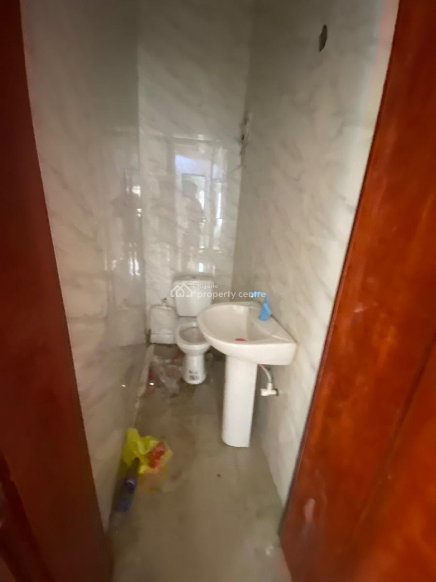 Luxury Clean 2 Bedroom Flat with Fantastic View, Chevron Lekki Lagos, Lekki, Lagos, Flat / Apartment for Rent