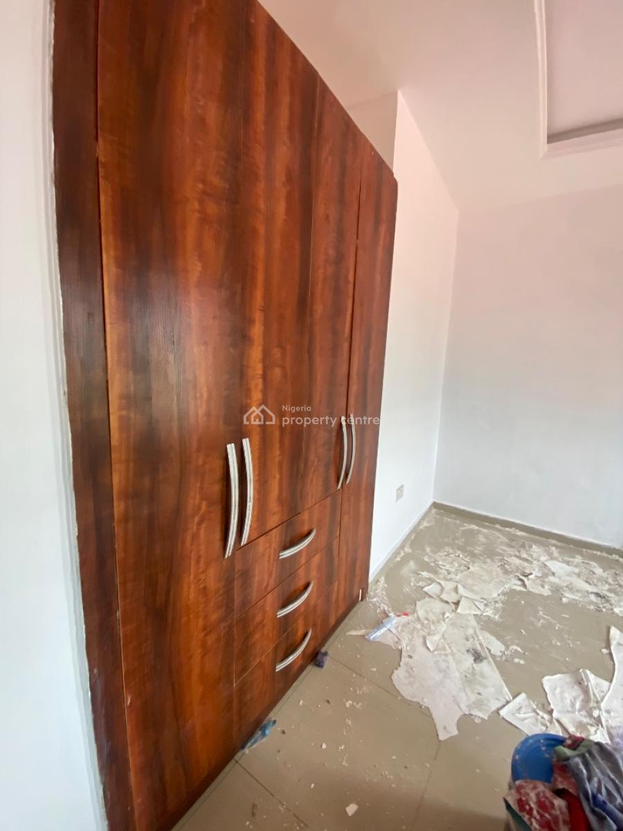 Luxury Clean 2 Bedroom Flat with Fantastic View, Chevron Lekki Lagos, Lekki, Lagos, Flat / Apartment for Rent