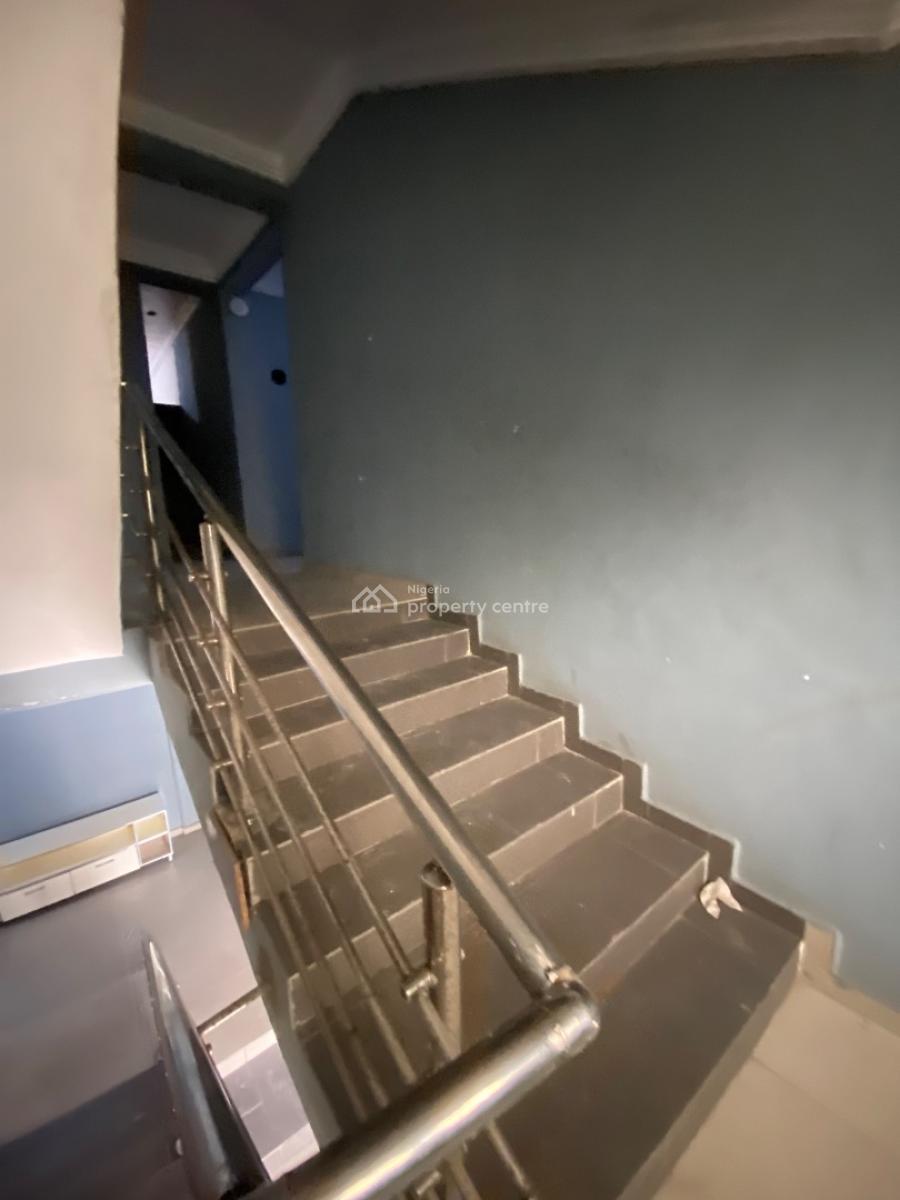 Luxury Clean 2 Bedroom Flat with Fantastic View, Chevron Lekki Lagos, Lekki, Lagos, Flat / Apartment for Rent