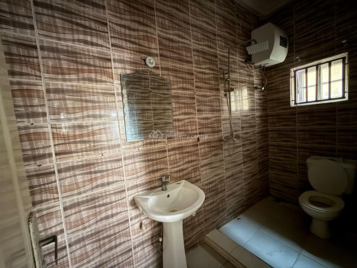 Nice 3 Bedroom Flat on The Ground Floor, Wuye, Abuja, Flat / Apartment for Rent