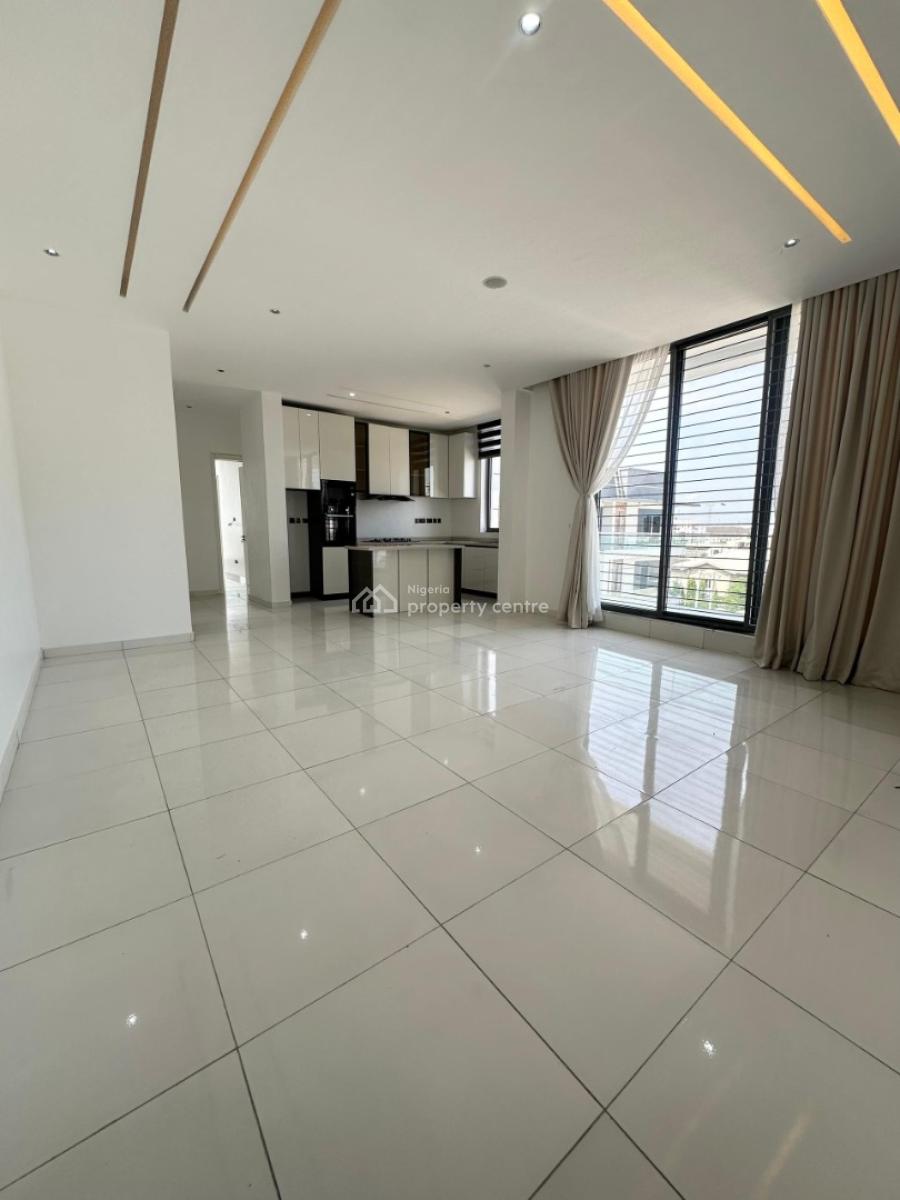2 Bedroom Luxury Flat with Pool, Gym. Elevator, Concierge Service Etc, Lekki Right Hand Side, Lekki Phase 1, Lekki, Lagos, Flat / Apartment for Rent