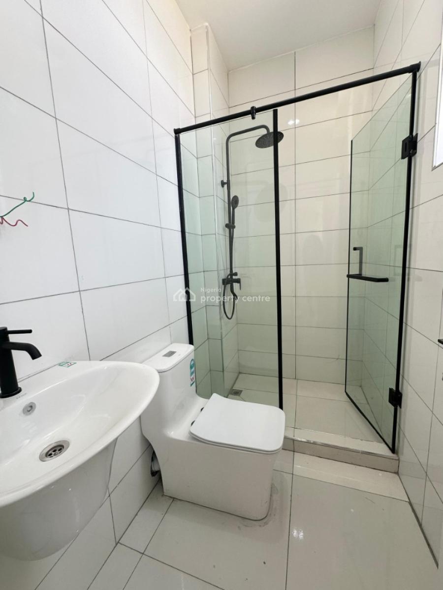 2 Bedroom Luxury Flat with Pool, Gym. Elevator, Concierge Service Etc, Lekki Right Hand Side, Lekki Phase 1, Lekki, Lagos, Flat / Apartment for Rent