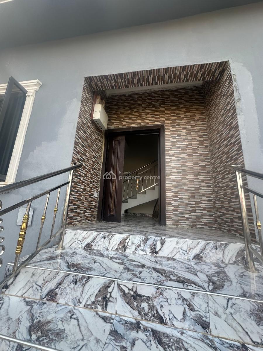 Excellent Spacious 4 Bedroom Duplex, Sunnyvale Road, Lokogoma District, Abuja, Terraced Duplex for Rent