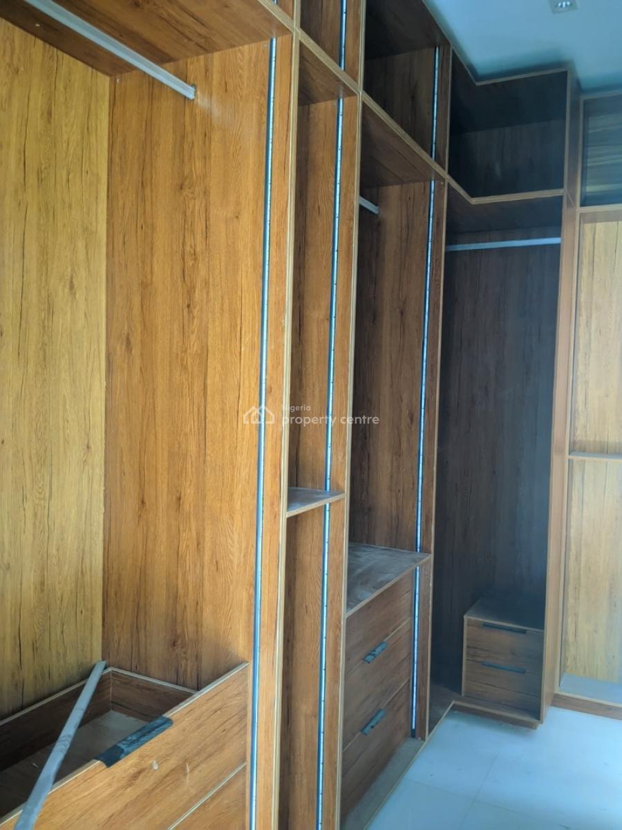 Stylish and Spacious 3 Bedroom Penthouse with Bq N 24/7 Light, Lekki Phase 1, Lekki Phase 1, Lekki, Lagos, House for Sale