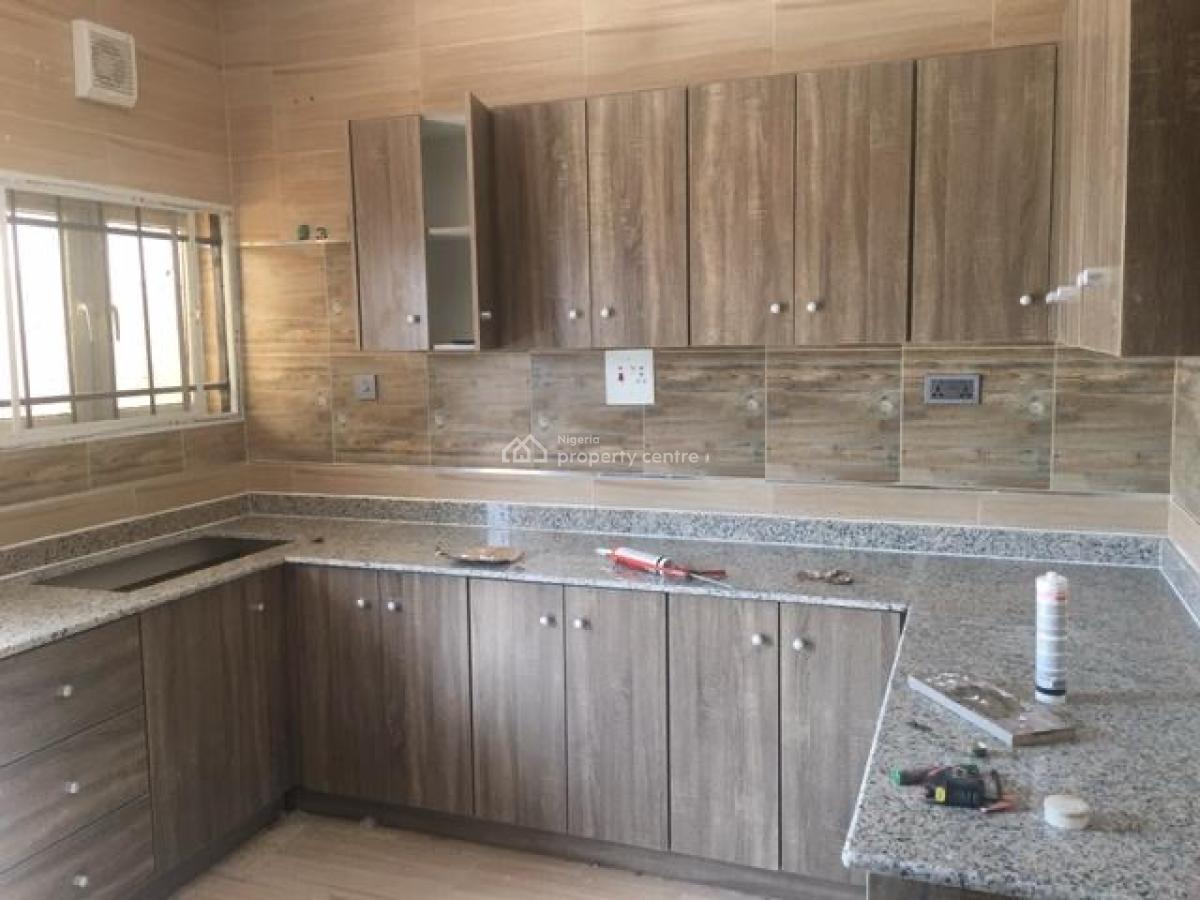 Beautiful Spacious 4 Bedroom Duplex, Idu Industrial, Abuja, Terraced Duplex for Sale