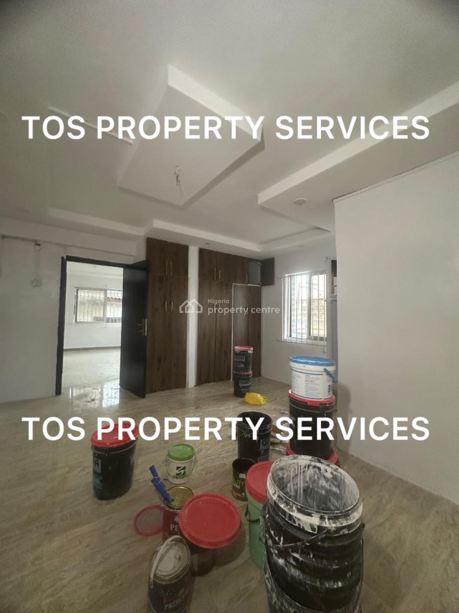 Clean 3 Bedroom All Rooms Ensuite Flat, Sabo-alagomeji, Yaba, Lagos, Alagomeji, Yaba, Lagos, Flat / Apartment for Rent