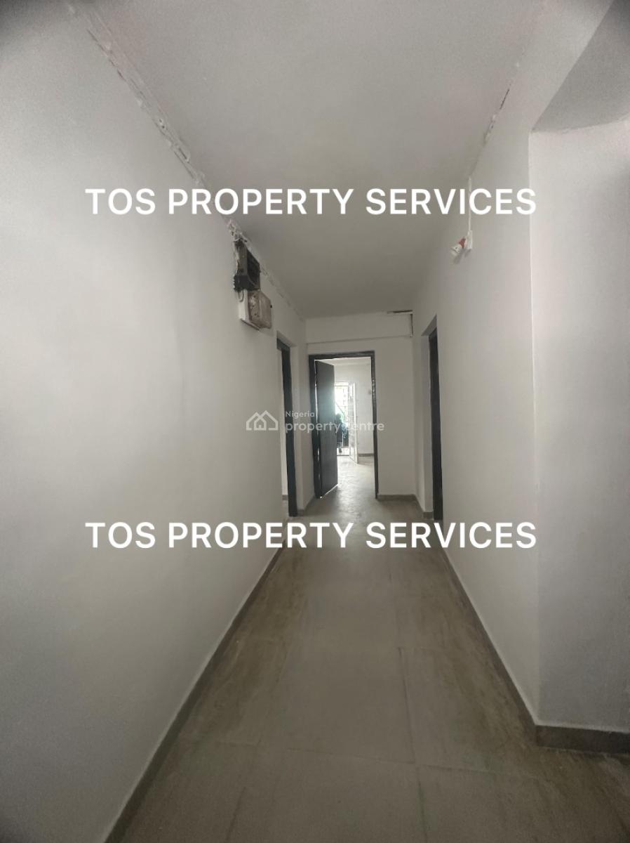 Clean 3 Bedroom All Rooms Ensuite Flat, Sabo-alagomeji, Yaba, Lagos, Alagomeji, Yaba, Lagos, Flat / Apartment for Rent