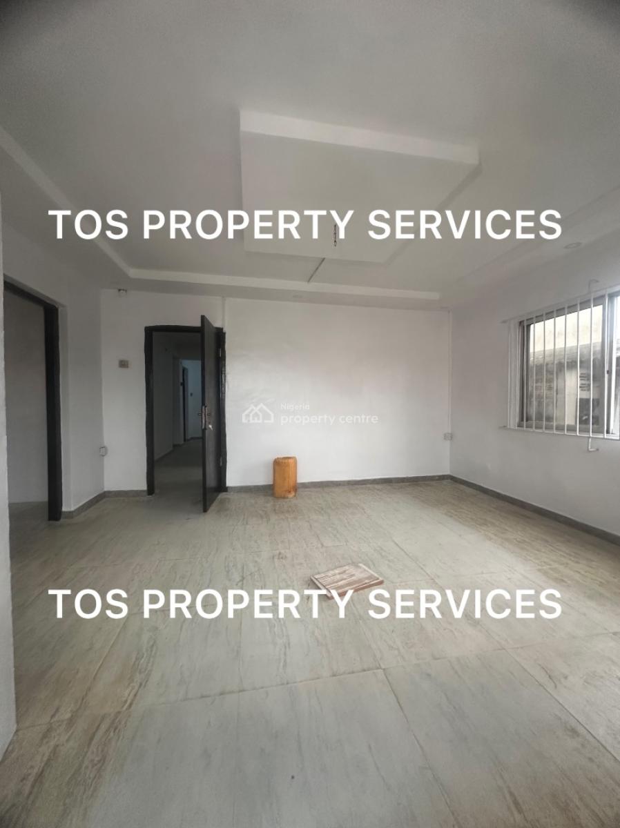 Clean 3 Bedroom All Rooms Ensuite Flat, Sabo-alagomeji, Yaba, Lagos, Alagomeji, Yaba, Lagos, Flat / Apartment for Rent