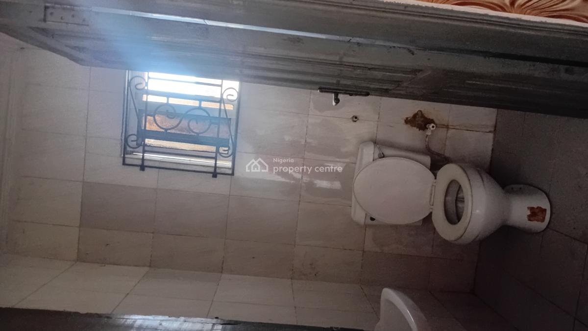 Luxury 3bedroom Duplex, 27 Adeleke Noah Street Goodnews Estate, Badore, Ajah, Lagos, Flat / Apartment for Rent