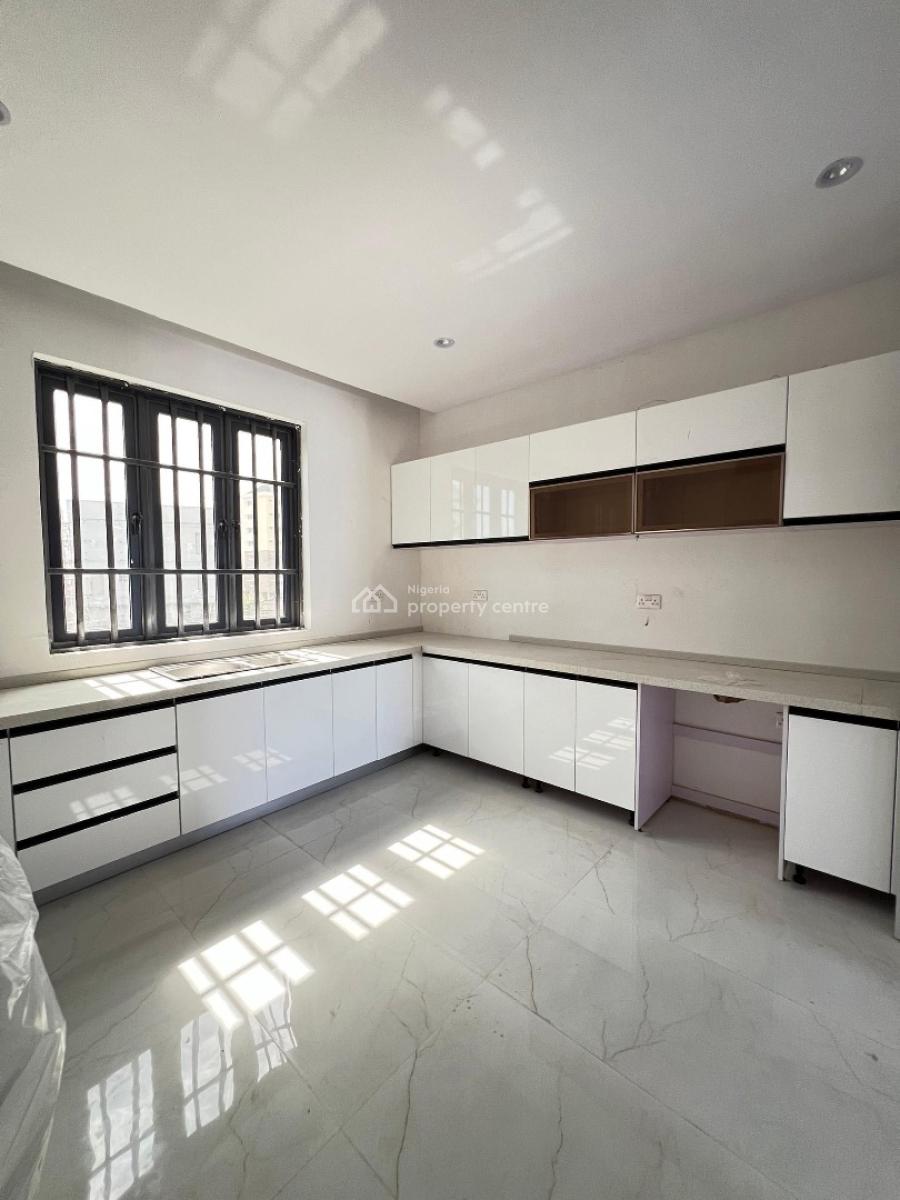 Spacious 3 Bedroom Apartment with an Elevator in Ikoyi, Flood Free, Newly Built, Elevator, En-suite, Ikoyi, Lagos, Flat / Apartment for Sale