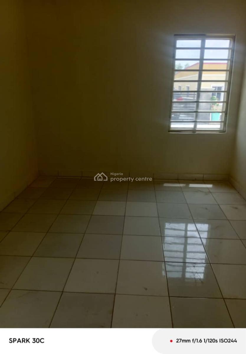 Standard 2 Bedroom Flat in  a Secure Estate, Palm Ville Estate, Kuje Area Council, Abuja, Kuje, Abuja, Flat / Apartment for Sale