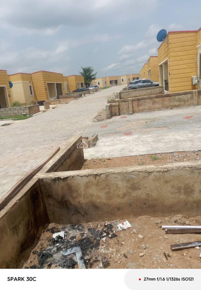 Standard 2 Bedroom Flat in  a Secure Estate, Palm Ville Estate, Kuje Area Council, Abuja, Kuje, Abuja, Flat / Apartment for Sale