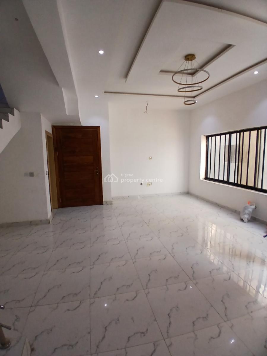 Serviced 3 Bedroom En-suite Maisonette with an Open Fitted Kitchen Cab, Ikate Elegushi, Lekki, Lagos, Flat / Apartment for Rent