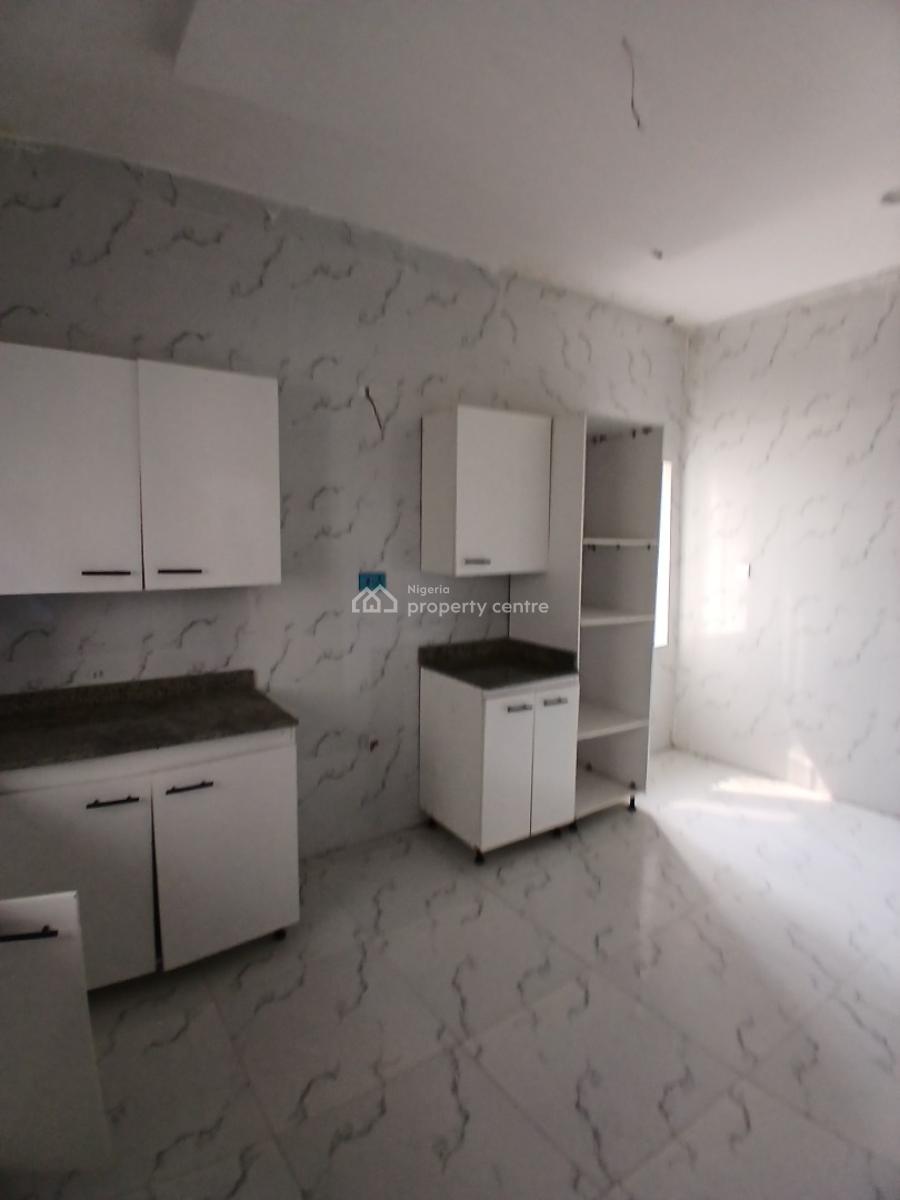 Serviced 3 Bedroom En-suite Maisonette with an Open Fitted Kitchen Cab, Ikate Elegushi, Lekki, Lagos, Flat / Apartment for Rent