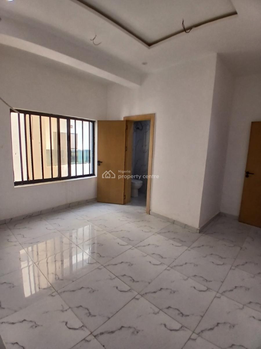 Serviced 3 Bedroom En-suite Maisonette with an Open Fitted Kitchen Cab, Ikate Elegushi, Lekki, Lagos, Flat / Apartment for Rent
