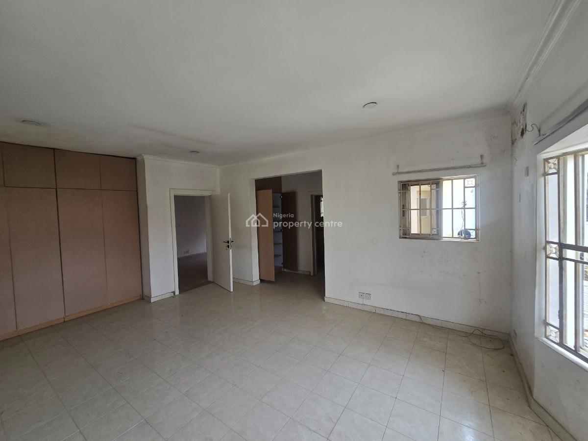 Well Maintained 4-bedroom Semi-detached Duplex Puls 2rooms Bq, Off Admiralty Way, Lekki Phase 1, Lekki, Lagos, Semi-detached Duplex for Rent