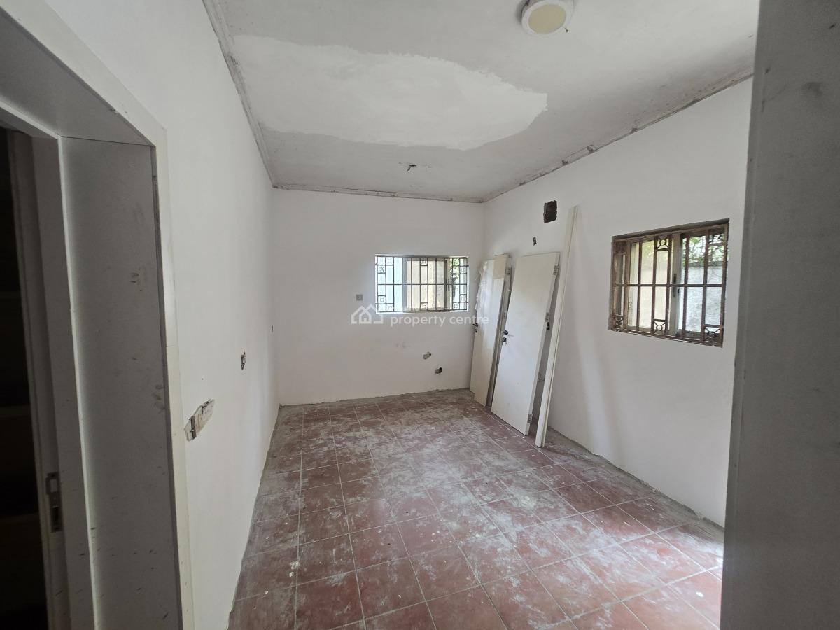 Well Maintained 4-bedroom Semi-detached Duplex Puls 2rooms Bq, Off Admiralty Way, Lekki Phase 1, Lekki, Lagos, Semi-detached Duplex for Rent