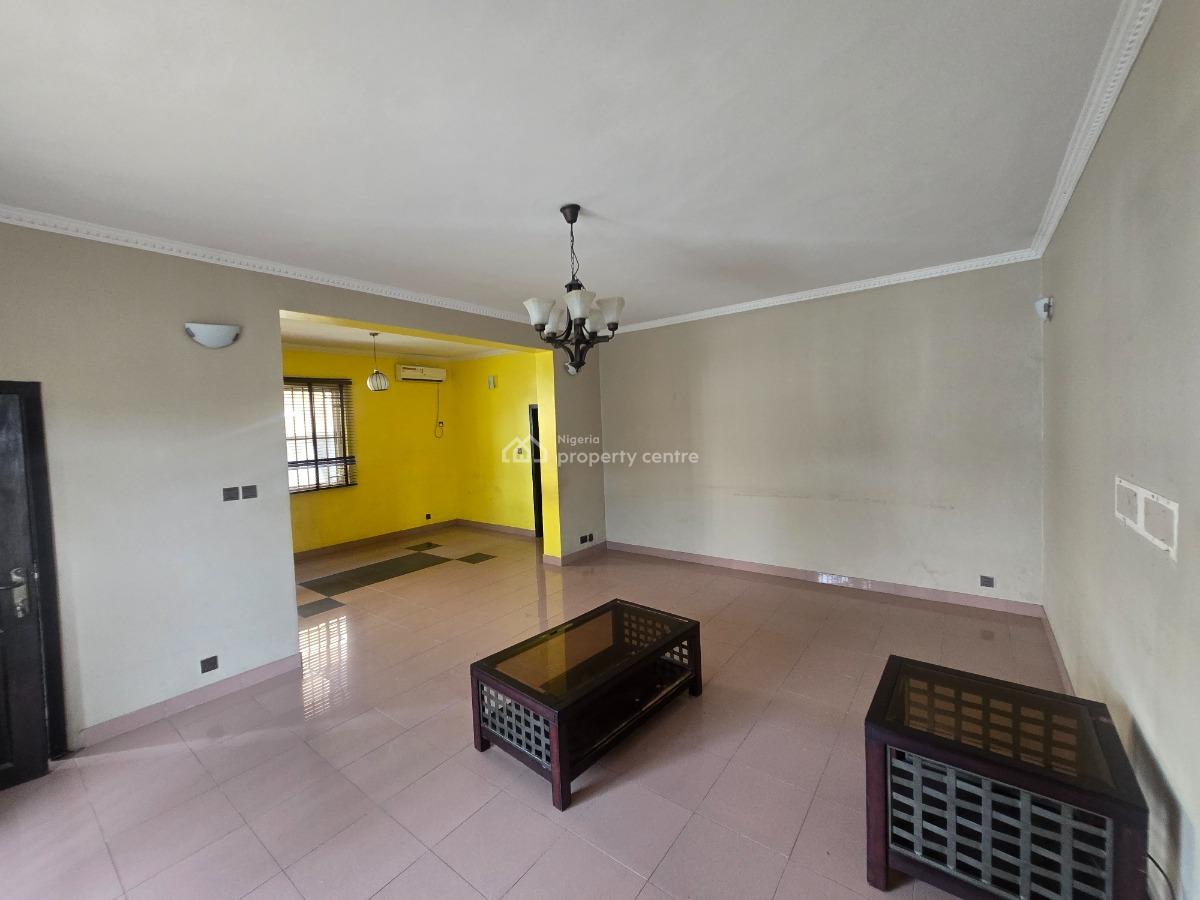 Well Maintained 4-bedroom Semi-detached Duplex Puls 2rooms Bq, Off Admiralty Way, Lekki Phase 1, Lekki, Lagos, Semi-detached Duplex for Rent