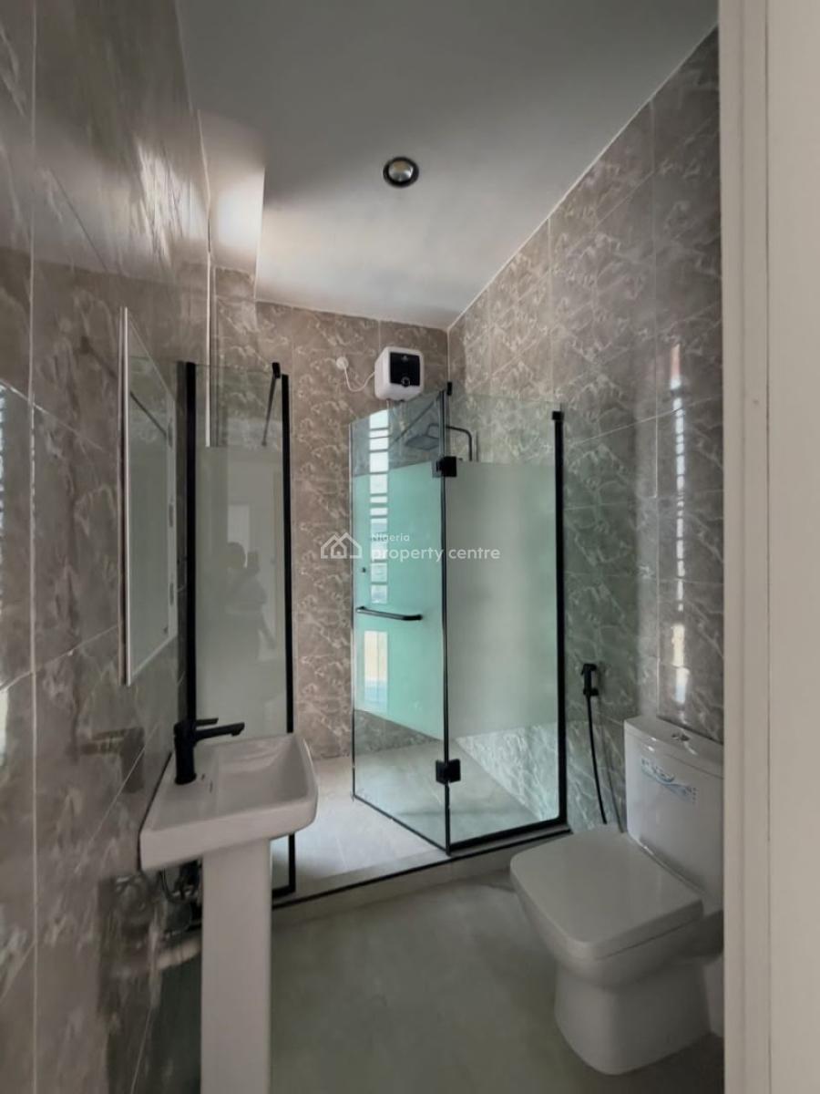 New Exquisite 2 Bedroom Apartment, Ologolo, Ologolo, Lekki, Lagos, Flat / Apartment for Sale