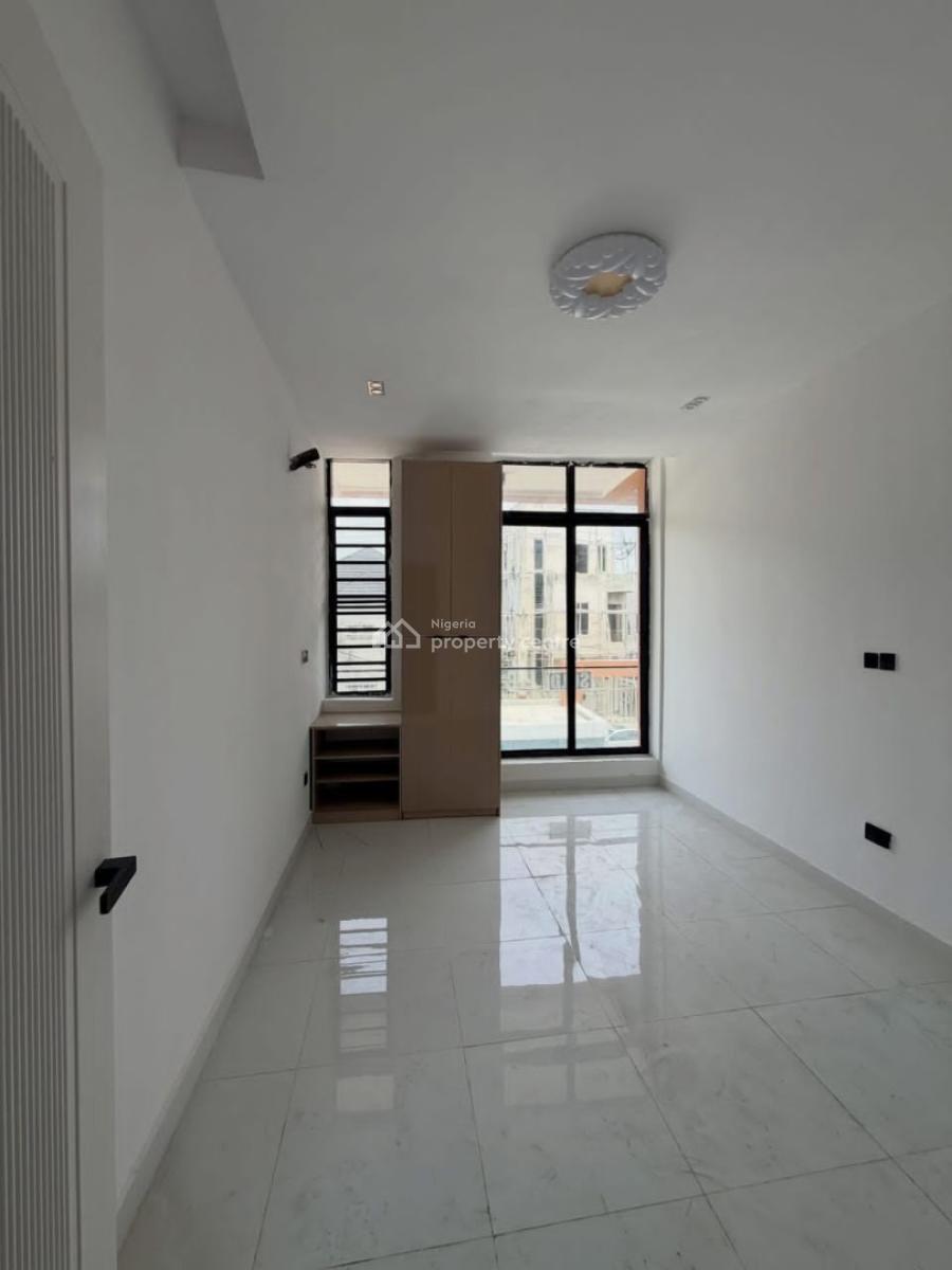 New Exquisite 2 Bedroom Apartment, Ologolo, Ologolo, Lekki, Lagos, Flat / Apartment for Sale