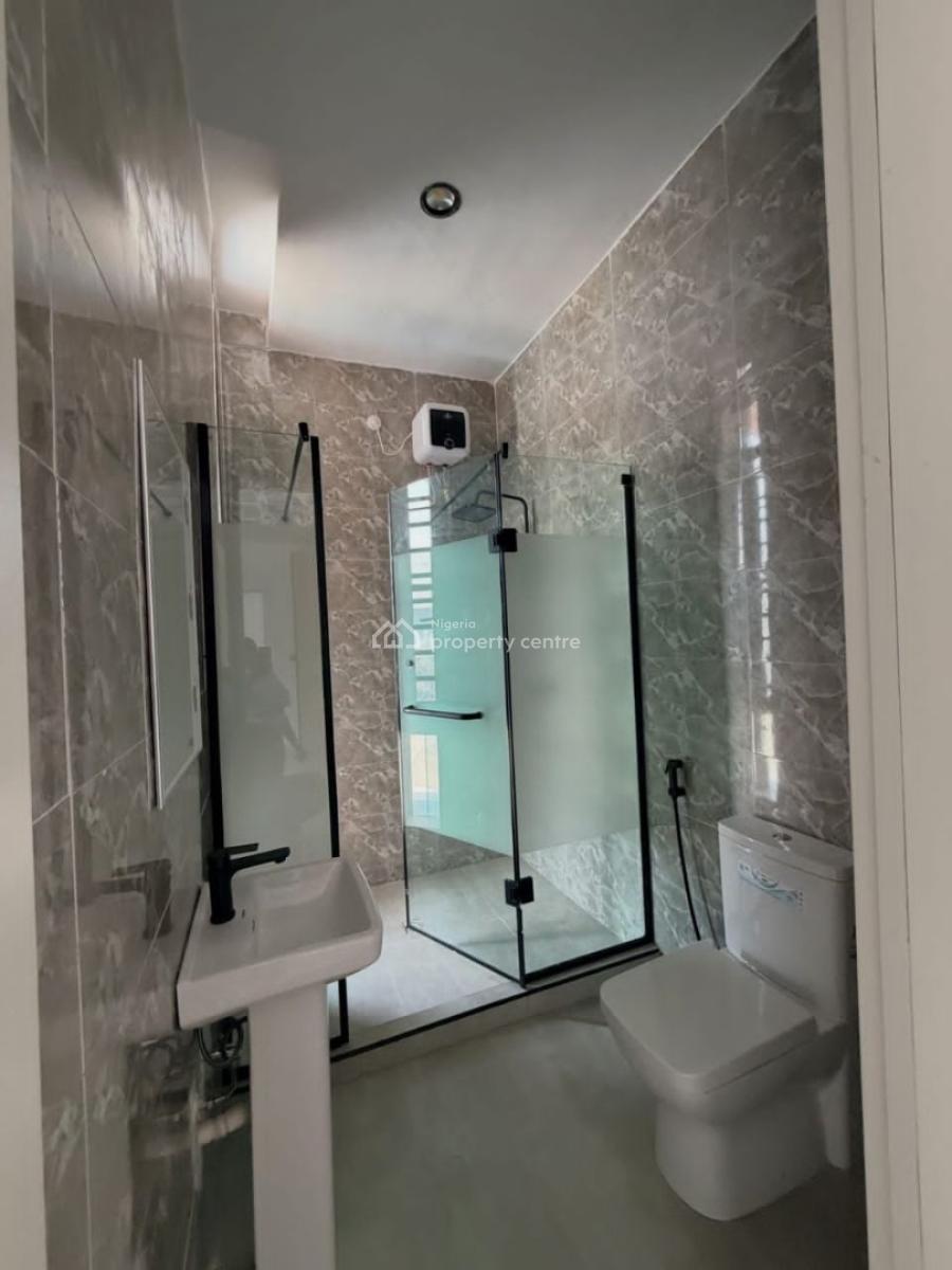 New Exquisite 2 Bedroom Apartment, Ologolo, Ologolo, Lekki, Lagos, Flat / Apartment for Sale