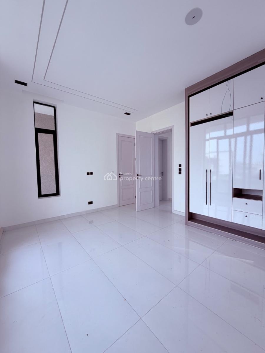 5bedrooms Detached House with Bq, Palm Estate, Osapa, Lekki, Lagos, Detached Duplex for Sale