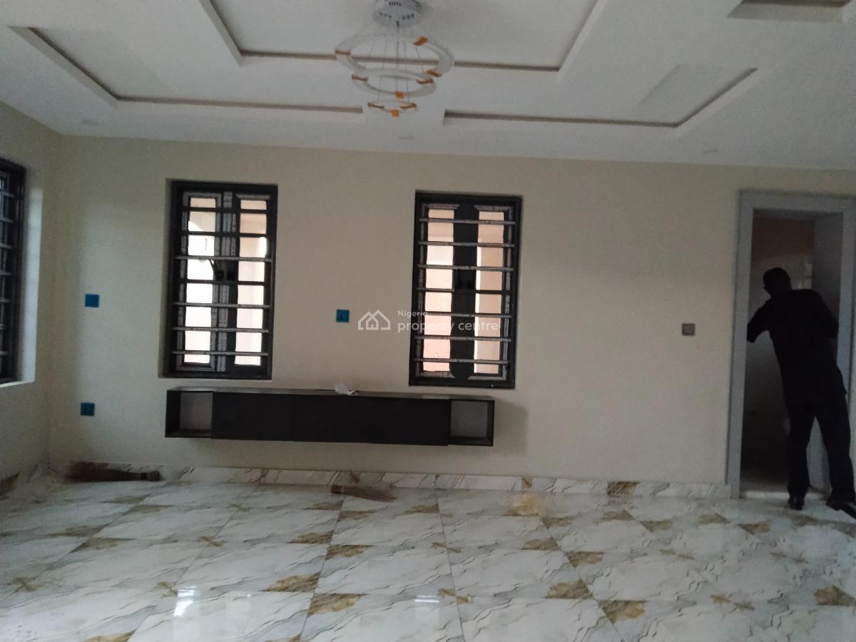Lovely 3bedroom Duplex in a Peaceful Environment at Magboro, Magboro, Magboro, Ogun, Detached Duplex for Sale