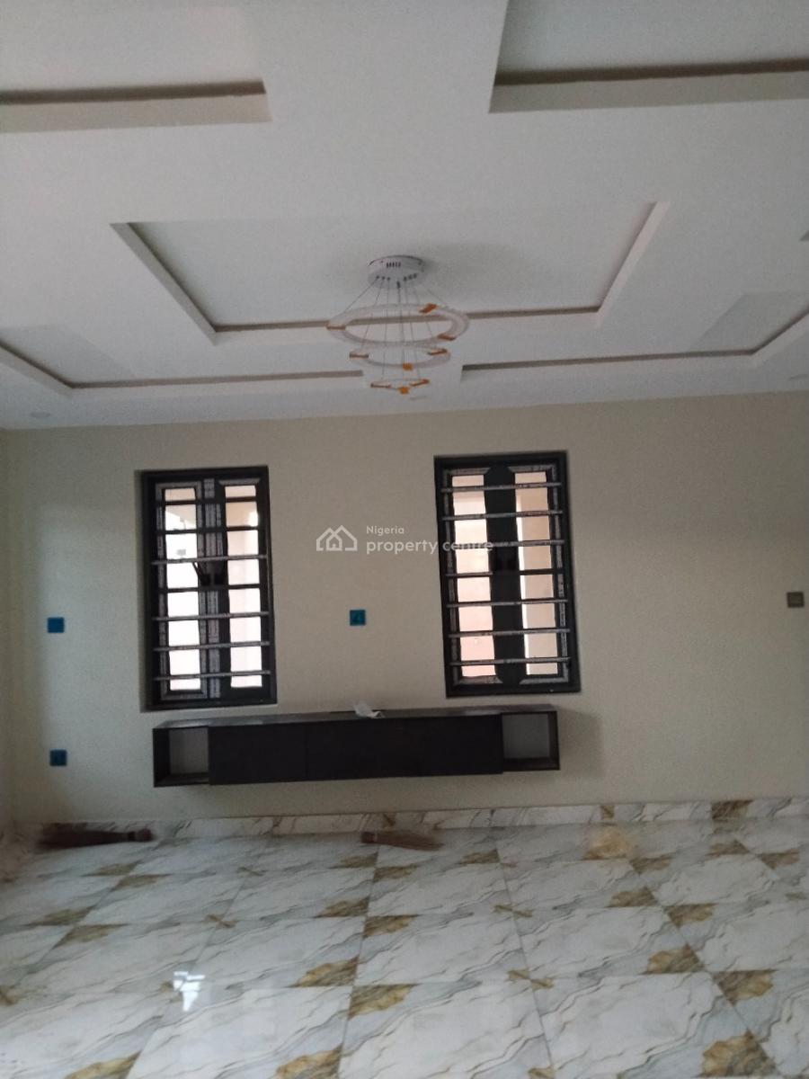 Lovely 3bedroom Duplex in a Peaceful Environment at Magboro, Magboro, Magboro, Ogun, Detached Duplex for Sale