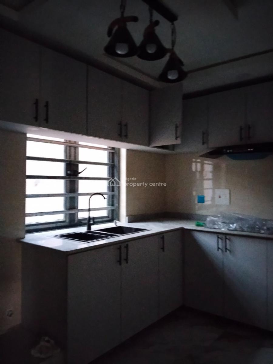 Lovely 3bedroom Duplex in a Peaceful Environment at Magboro, Magboro, Magboro, Ogun, Detached Duplex for Sale
