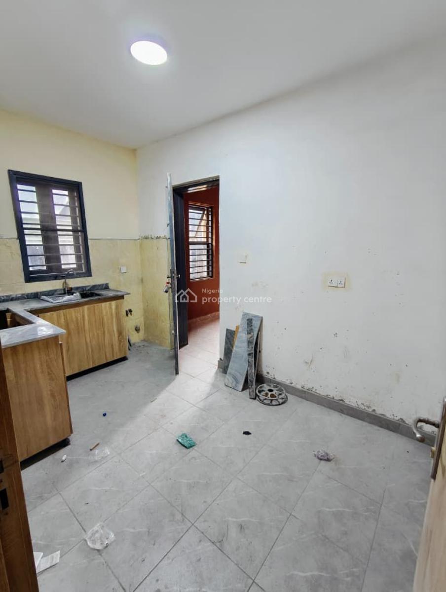 Beautifully Designed 2 Bedroom Apartment, Yaba, Lagos, Flat / Apartment for Sale