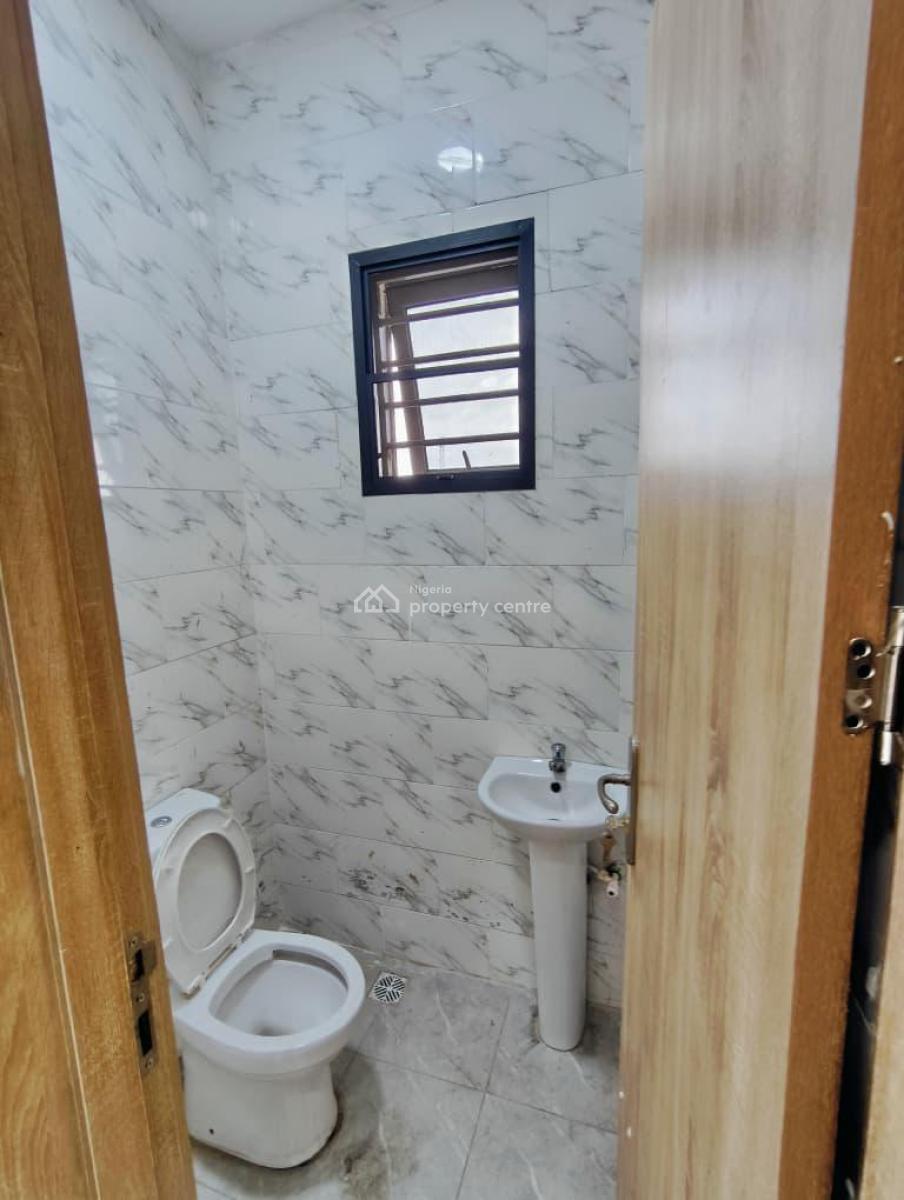 Beautifully Designed 2 Bedroom Apartment, Yaba, Lagos, Flat / Apartment for Sale