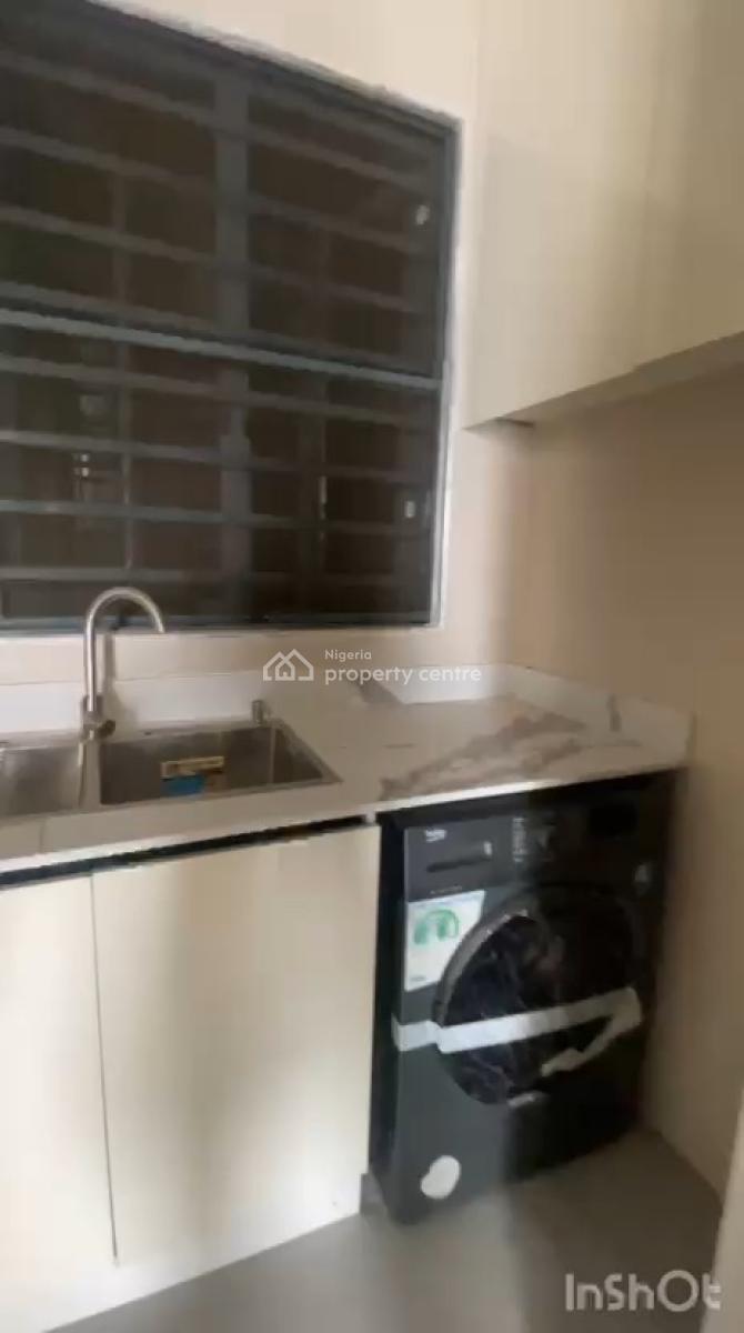 Luxury 3bedroom Apartment, Lekki Phase 1, Lekki, Lagos, Flat / Apartment for Rent