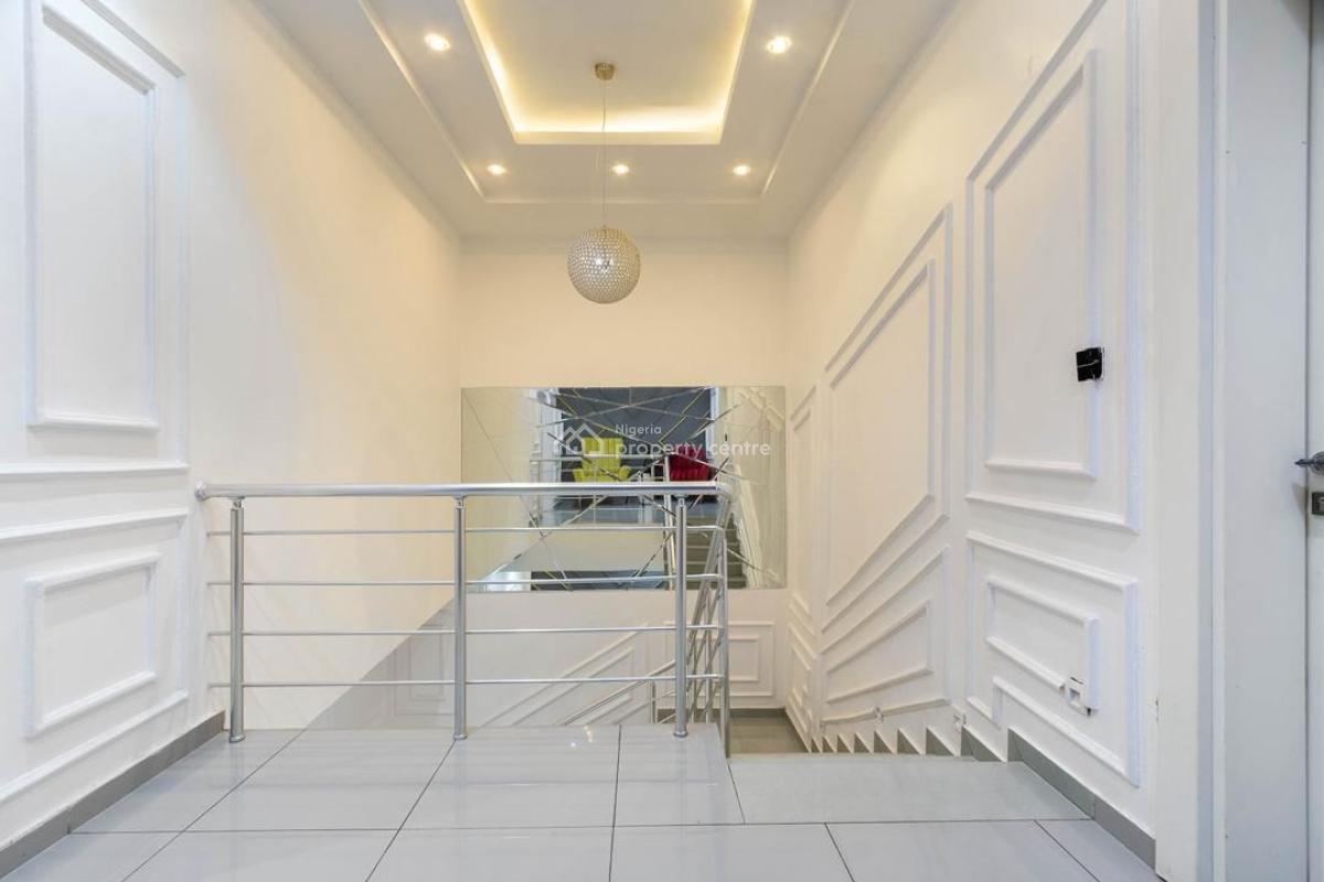 Beautiful 4br Duplex with Snooker, Pool & More, Off Admiralty Way, Lekki Phase 1, Lekki, Lagos, Flat / Apartment Short Let