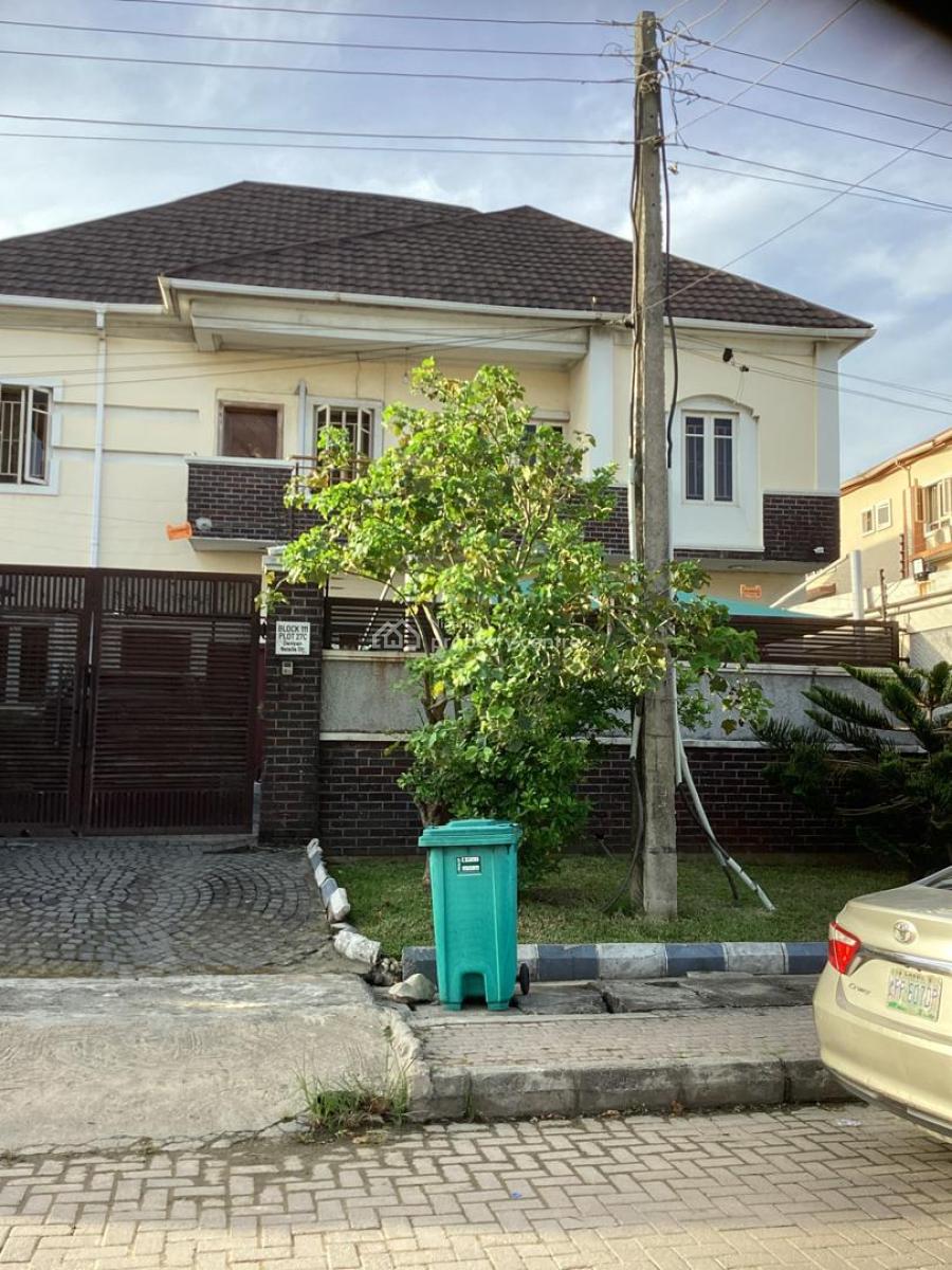 a Well Maintained 5 Bedroom Fully Detached House with a Bq, Lekki Phase 1, Lekki, Lagos, House for Sale