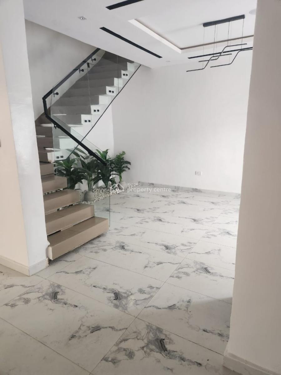 Contemporary 5  Bedroom Fully Detached House with a Bq*, Lekki Phase 1, Lekki, Lagos, House for Sale