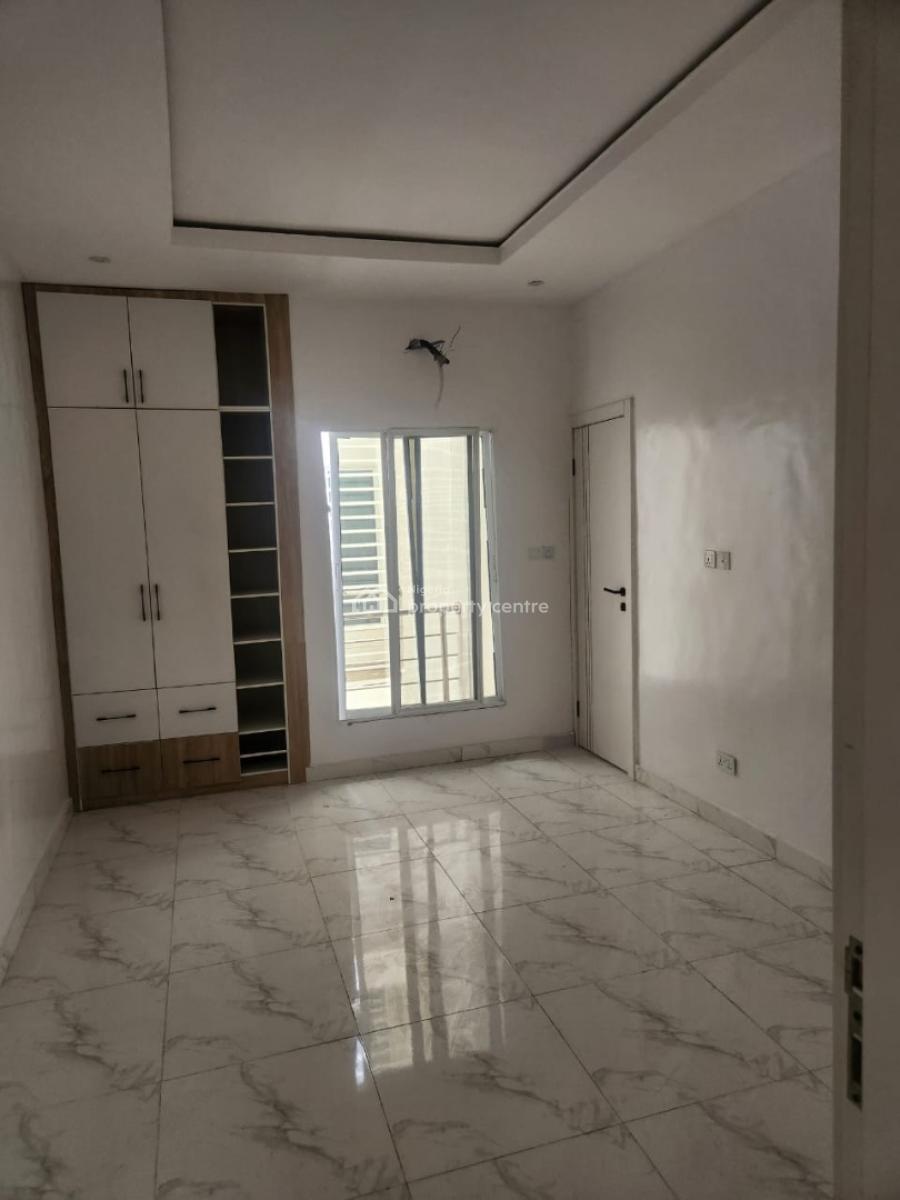 Contemporary 5  Bedroom Fully Detached House with a Bq*, Lekki Phase 1, Lekki, Lagos, House for Sale