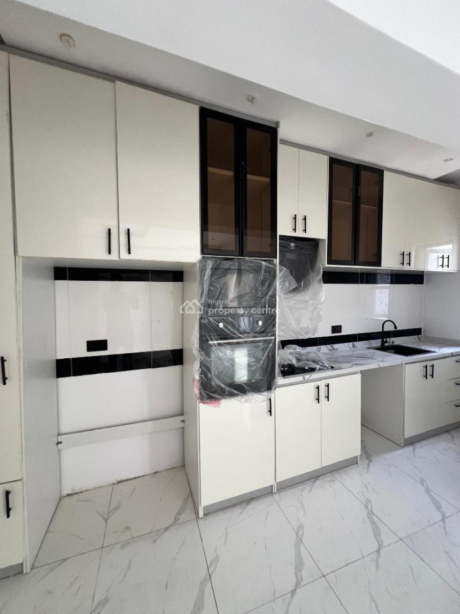 Pristine 2 Bedroom Apartment with Pool & Gym in a Secure Location, Ikate, Lekki, Lagos, Flat / Apartment for Sale