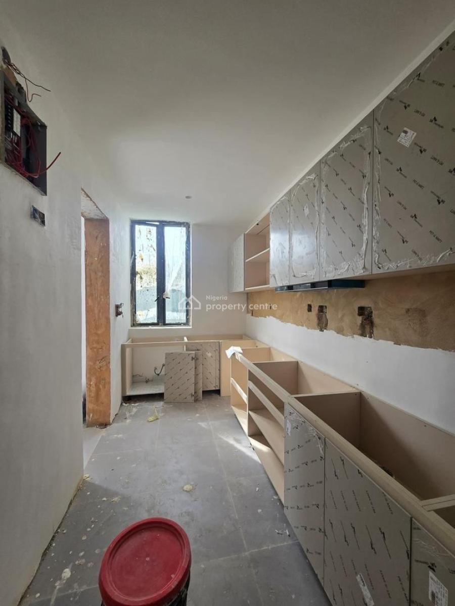 Sleek 2 Bedroom Apartment with Pool, Gym & Elevator Ideal for Airbnb, Lekki Phase 1, Lekki, Lagos, Flat / Apartment for Sale