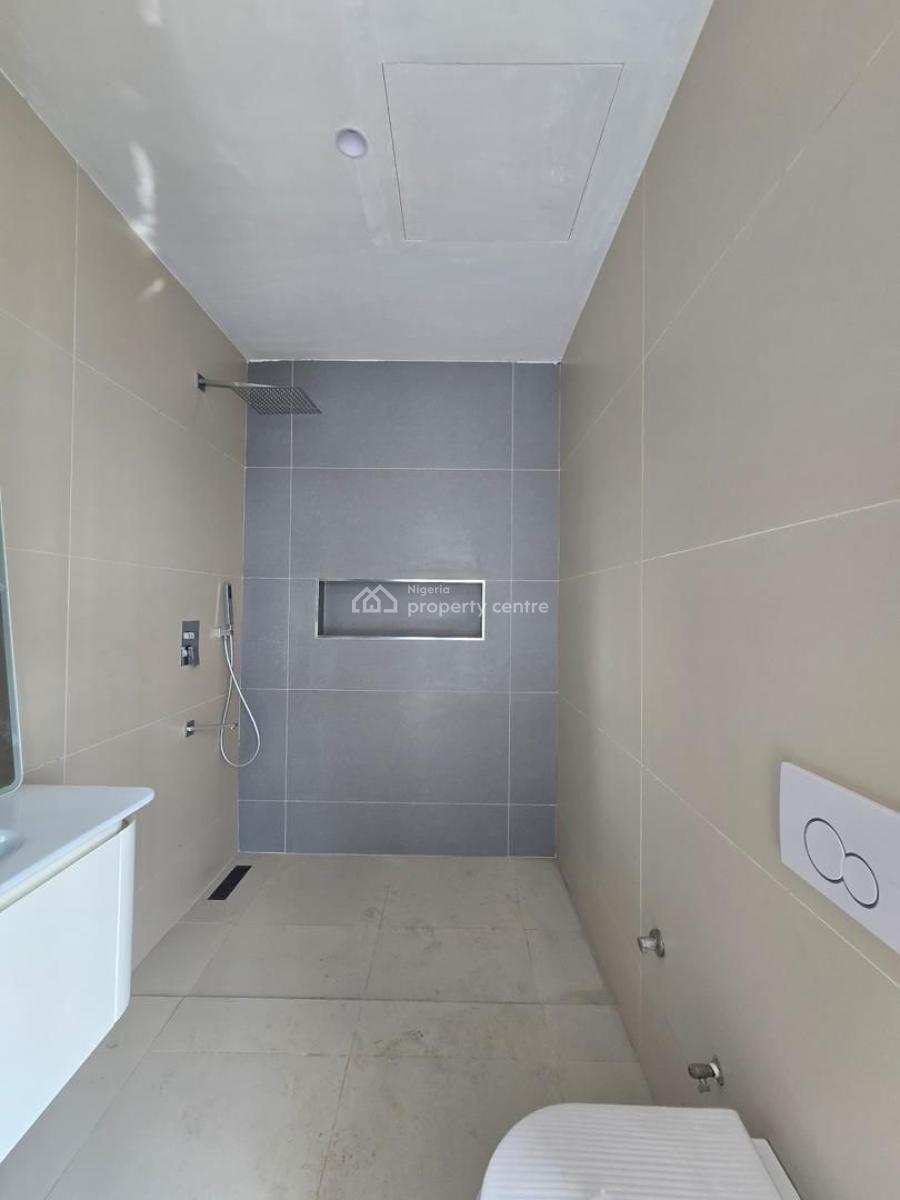 Sleek 2 Bedroom Apartment with Pool, Gym & Elevator Ideal for Airbnb, Lekki Phase 1, Lekki, Lagos, Flat / Apartment for Sale