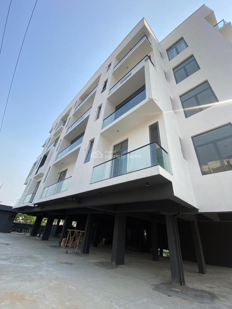 Fully Serviced 2 Bedroom Apartment with Pool & Gym Ideal, Lekki Phase 1, Lekki, Lagos, Flat / Apartment for Sale