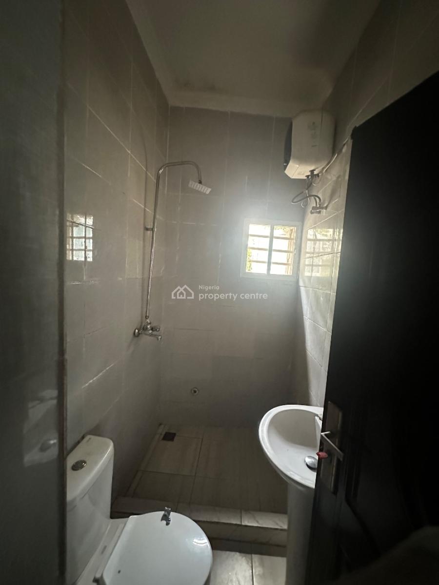 Well Finished Two Bedroom Flat, Phase 4, Kubwa, Abuja, Flat / Apartment for Rent