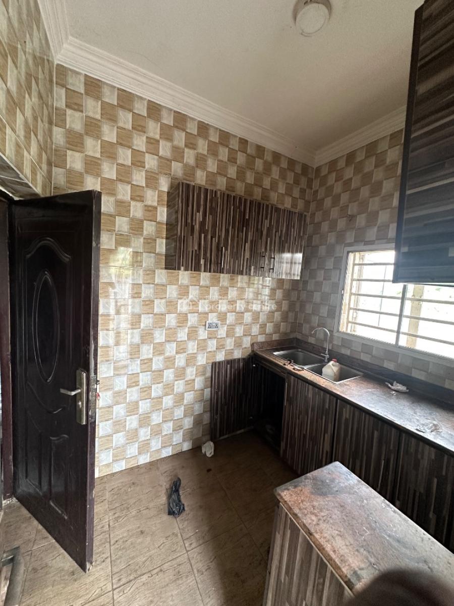 Well Finished Two Bedroom Flat, Phase 4, Kubwa, Abuja, Flat / Apartment for Rent