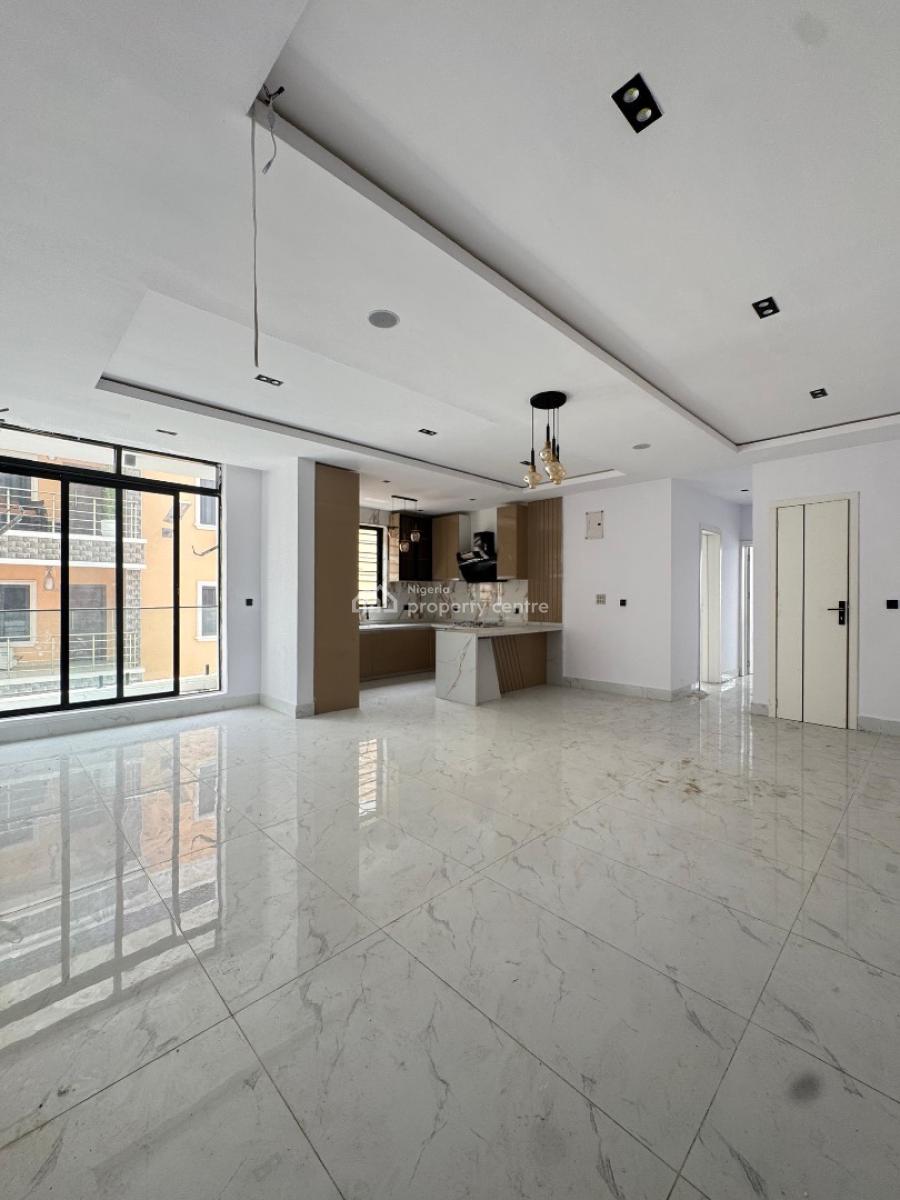 Contemporary 2 Bedroom Apartment Suitable for Investment, Lekki Phase 1, Lekki, Lagos, Flat / Apartment for Sale
