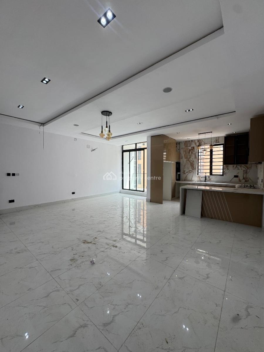Contemporary 2 Bedroom Apartment Suitable for Investment, Lekki Phase 1, Lekki, Lagos, Flat / Apartment for Sale