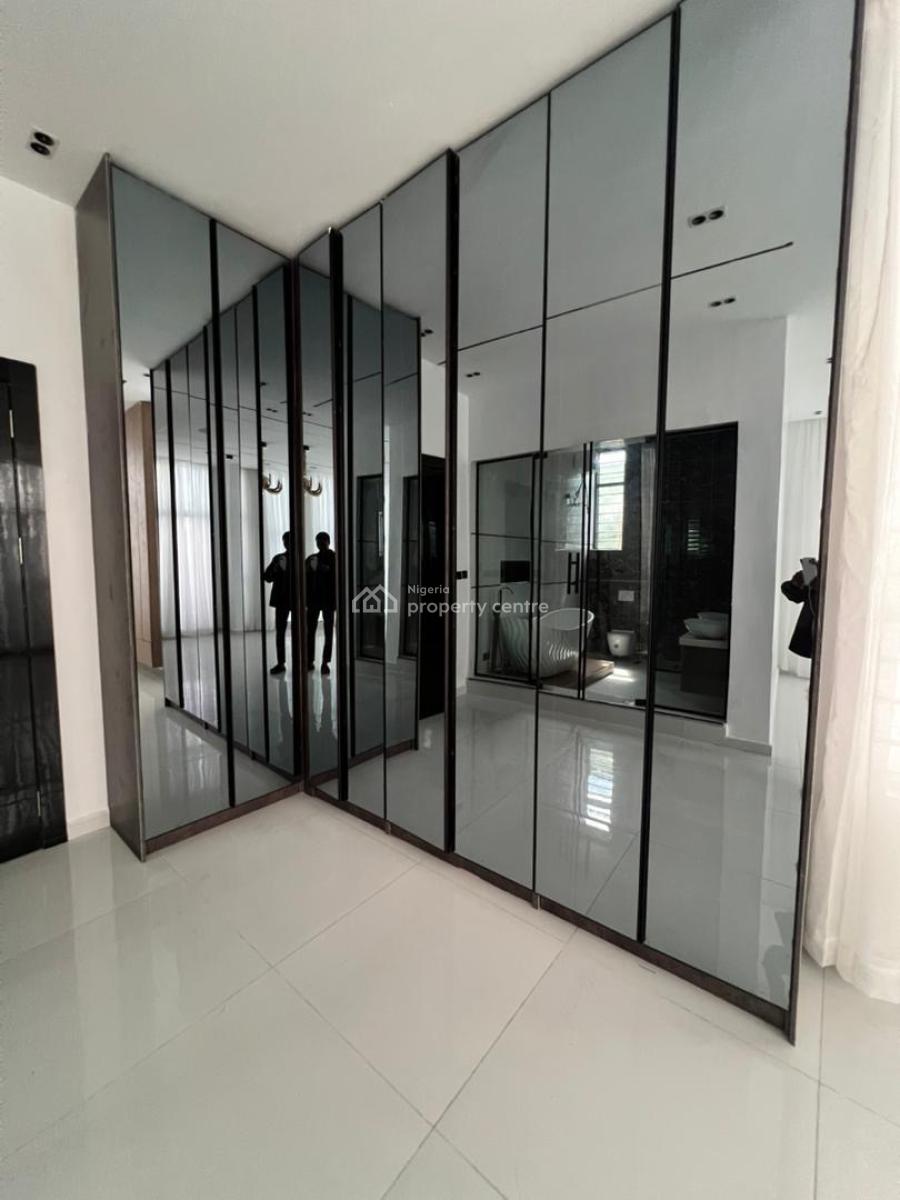 Spacious 5 Bedroom Detached with Pool, Home Automation & Bq in a Secur, Lekki, Lagos, Flat / Apartment for Sale